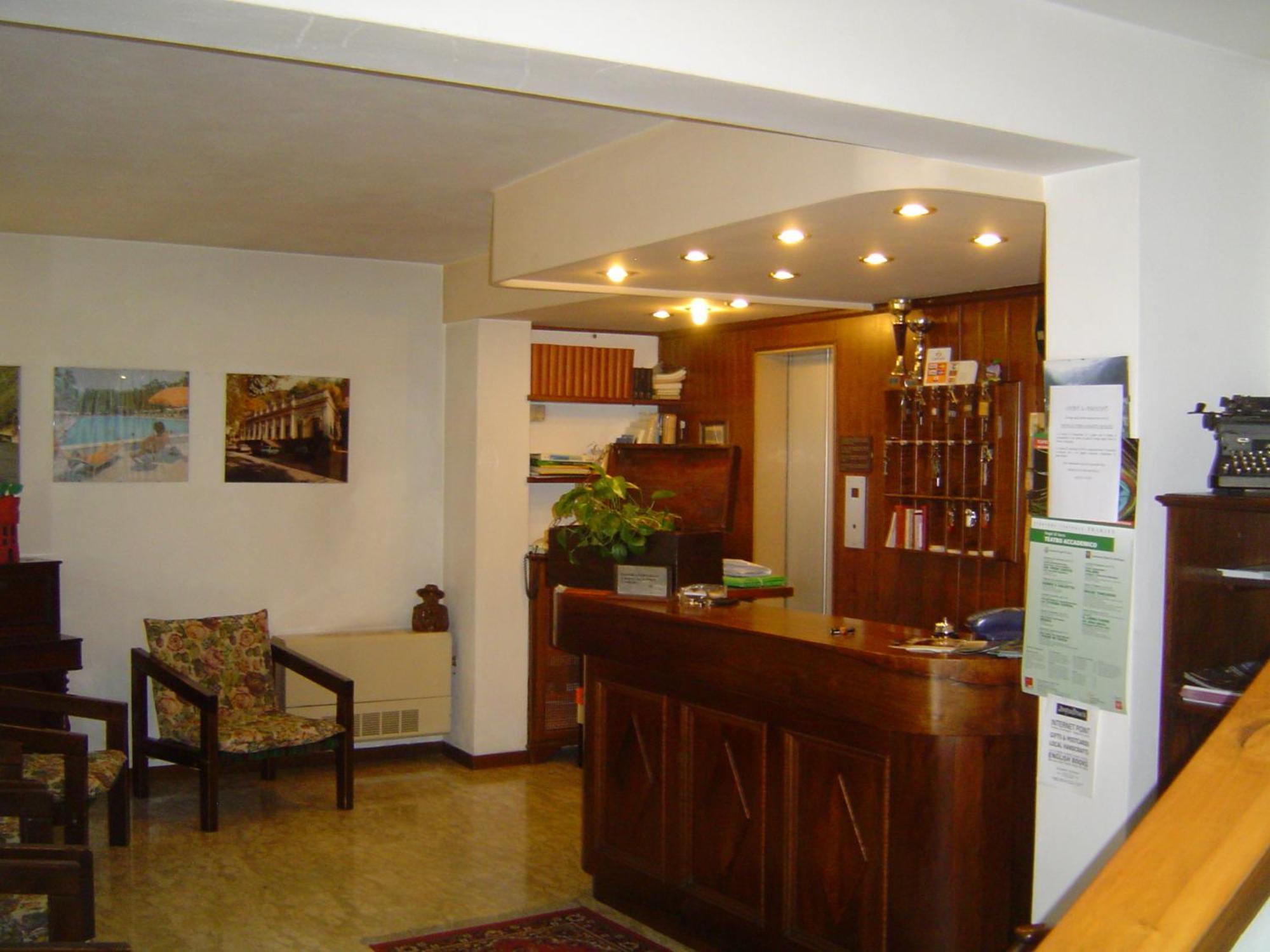 באניי די לוקה Bridge Hotel מראה חיצוני תמונה