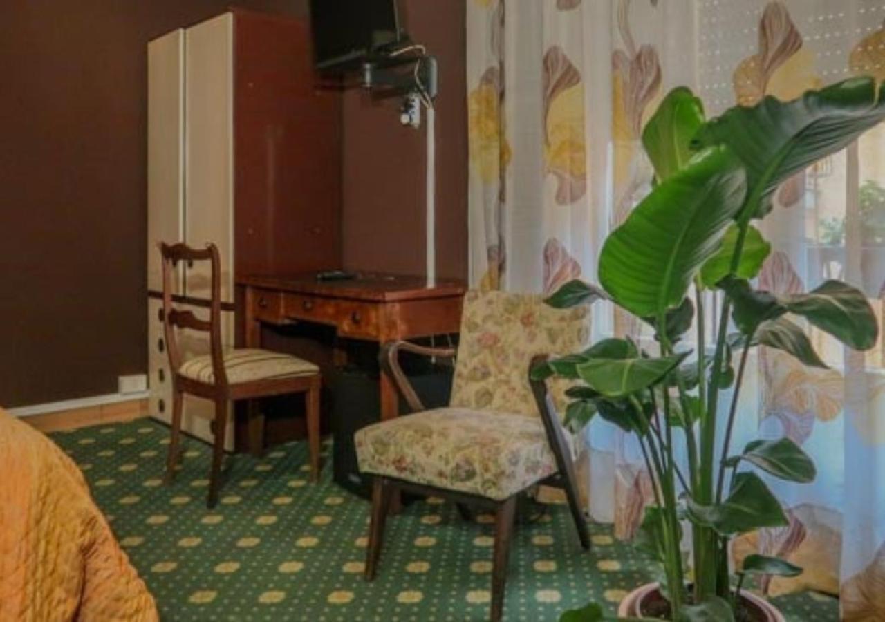 באניי די לוקה Bridge Hotel מראה חיצוני תמונה